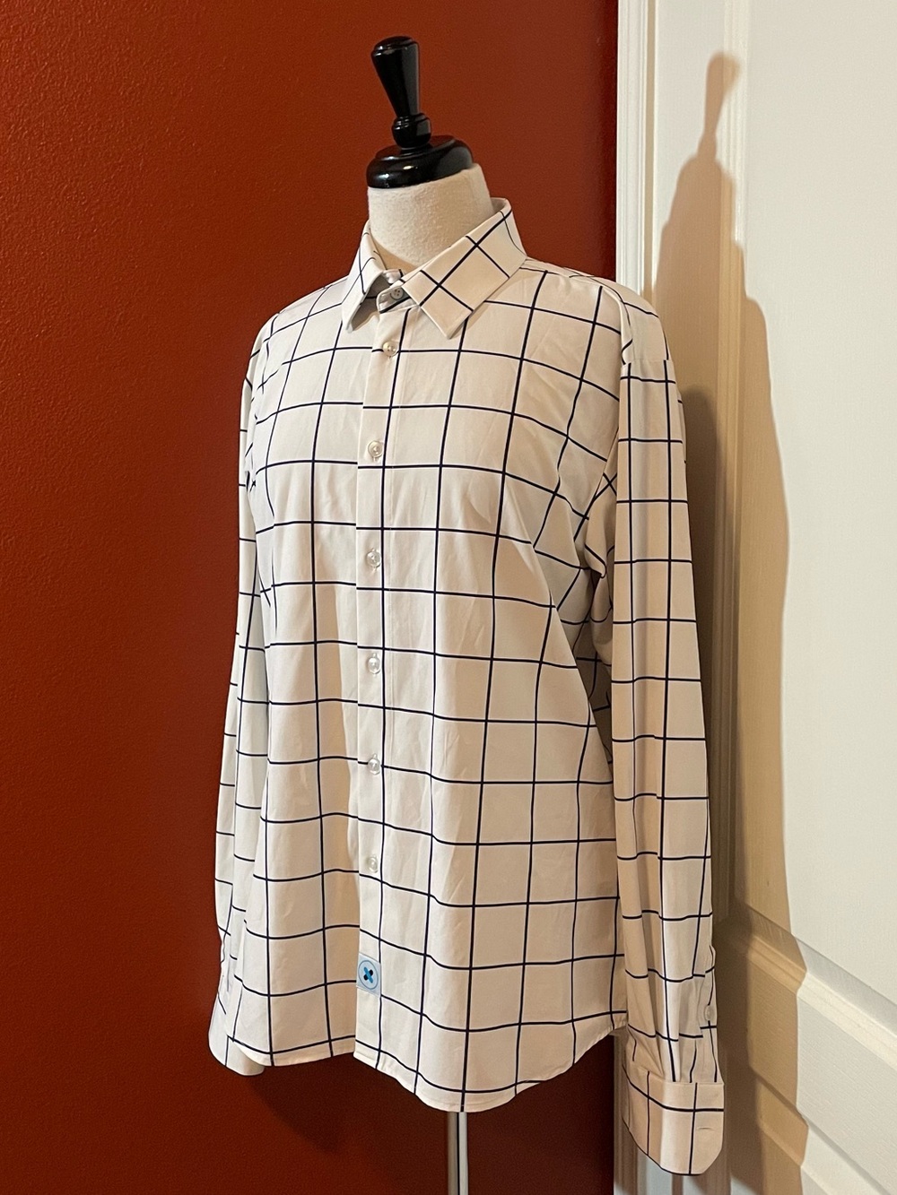 &Collar Men’s Classic Performance Slim Fit White Windowpane Dress Shirt